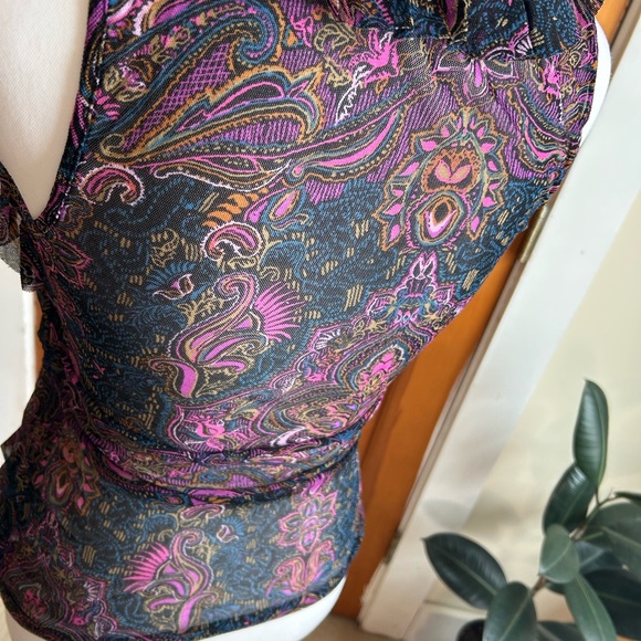 Express Multicolor Paisley Mesh Ruffle Top - Picture 5 of 10